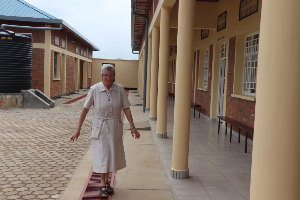 Dostojanstvo, zgrajeno s slovensko pomočjo: »Slovenija ima veliko srce«