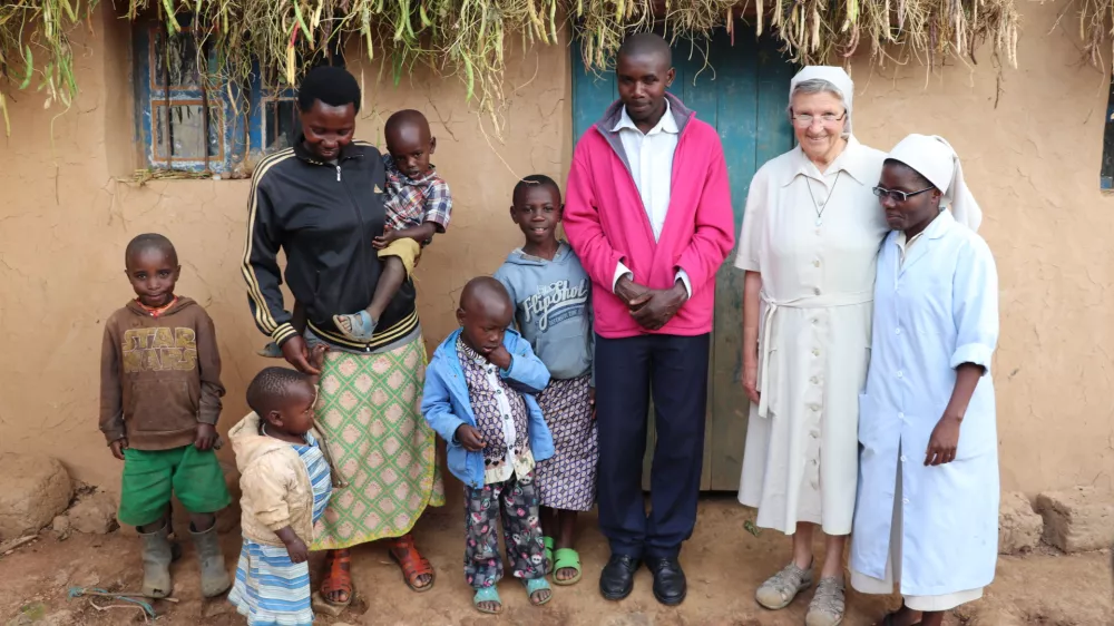 Dostojanstvo, zgrajeno s slovensko pomočjo: »Slovenija ima veliko srce«