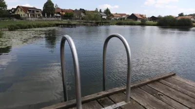 21.07.2025 Podpeško jezero - kopanje v naravnih vodah - naravne vode - Foto: Luka Cjuha