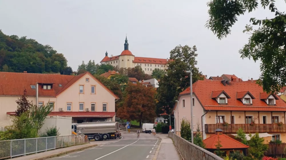 Naložbe v osnovnih šolah