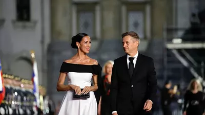 Septembra se bosta poročila Tina Gaber in Robert Golob, poročil ju bo menda sam Zoran Janković.