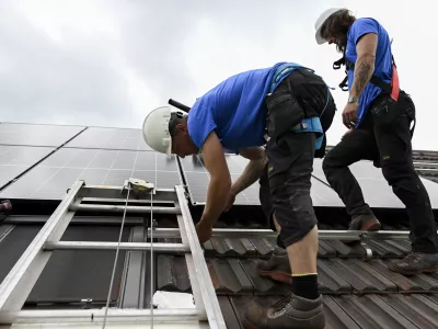 - 19.05.2023 – Vransko - montaža sončne elektrarne, Prekopa 42b //FOTO: Nik Erik Neubauer