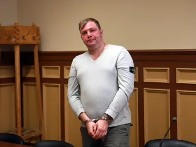 Ruski heker v Sloveniji vdiral v sisteme in podatke prodajal na temnem spletu