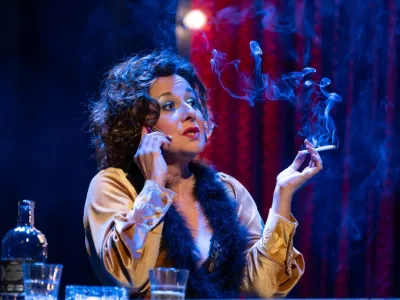 Lara Jankovič v predstavi Balkan bluz kabaret. F Gledališče Koper