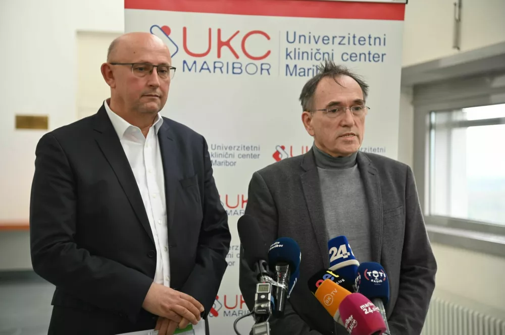 Osrečki, ob njem Vojko Flis. Foto: Tomaž Klipšteter