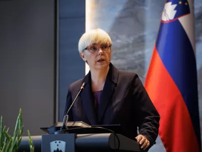 Ljubljana, Hotel Plaza.Sklepni dan posveta slovenske diplomacije.Predsednica republike Natasa Pirc Musar.