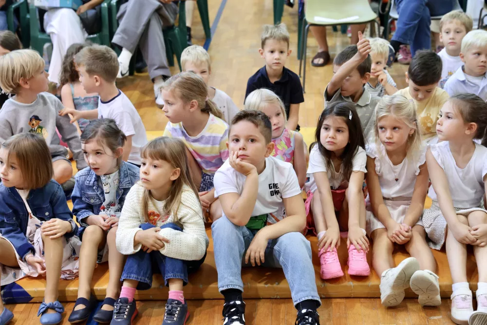 Obiskali smo ljubljansko šolo: Strah, navdušenje in fotografija za spomin