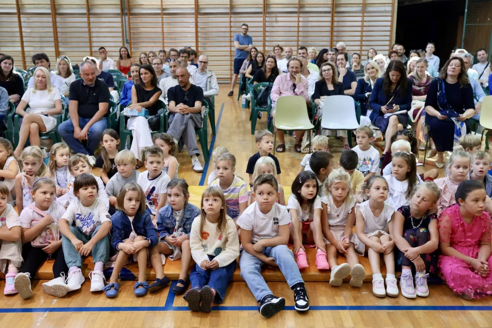 Obiskali smo ljubljansko šolo: Strah, navdušenje in fotografija za spomin