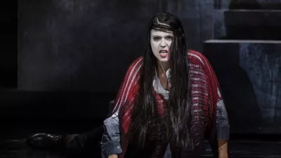 Sopranistka Mojca Bitenc Križaj v vlogi Manon Lescaut v produkciji SNG Opera in balet Ljubljana F Darja Štravs Tisu