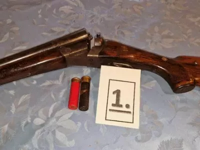 Osumljenemu krivolova so zasegli lovsko puško. 