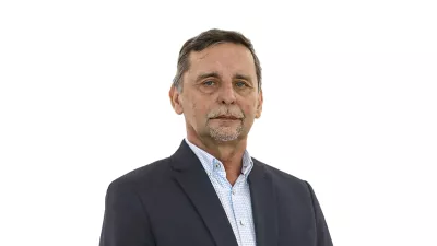 Miran LesjakZA ONLINE - Redakcija Dnevnik 2024 - portreti za komentarje in kolumne - kolumnisti - komentatorji – novinarji - portret //FOTO: Luka Cjuha