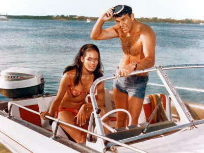 Claudine Auger in Sean Connery / Foto: Profimedia