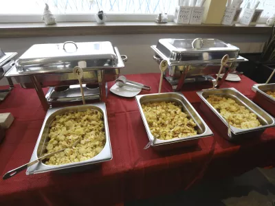 09.12.2023 - Društvo za priznanje praženega krompirja Kot samostojne jedi - Oštarija Prigo - pražen krompirFOTO: Luka Cjuha