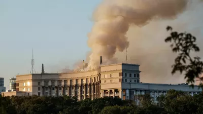Smoke rises over a building of the Ukrainian government headquarters, after Russian drone and missile strikes, amid Russia's attack on Ukraine, in Kyiv, Ukraine September 7, 2025. REUTERS/Serhii Korovainyi