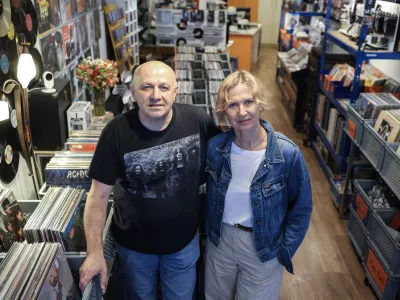 Ko hobi preraste v posel: Iz Rusije z ljubeznijo in ploščami