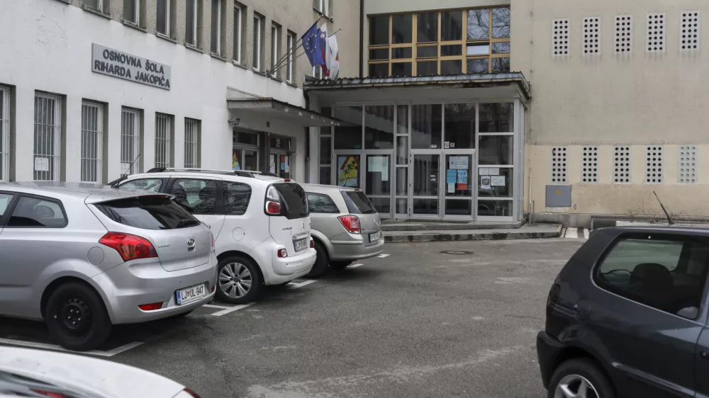 Gradnja stanovanj pospešila priseljevanje: Bodo šole v Šiški prezasedene?