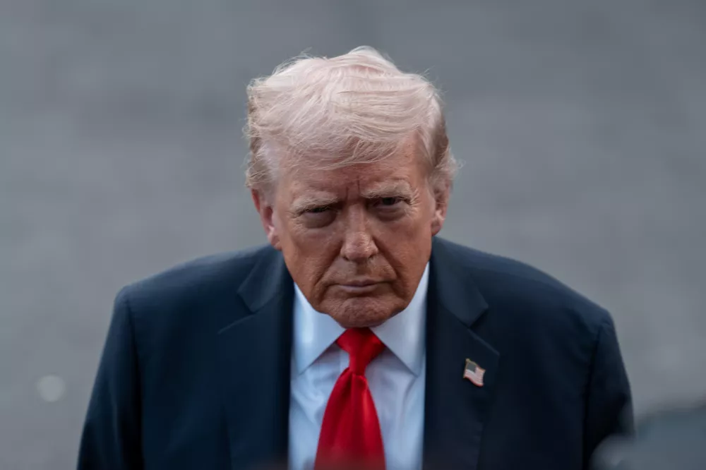 FILED - 11 September 2025, US, Washington: US President Donald Trump speaks to the media before departing the White House to attend a ceremony at the Pentagon marking the 24th anniversary of the September 11, 2001 attacks. Photo: Andrew Leyden/ZUMA Press Wire/dpa
