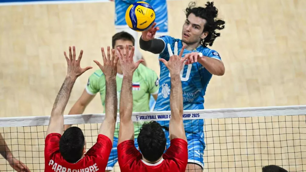 Nik Mujanović odbojka