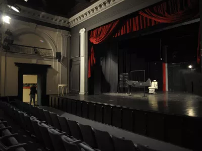 - Šentjakobsko gledališče Ljubljana, Krekov trg 2 //FOTO: Tomaž Zajelšnik