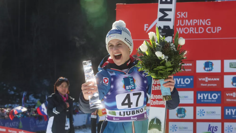 - Eva pinkelnig28.01.2024. - Svetovni pokal v smučarskih skokih za ženske, Ljubno 2024.//FOTO: Bojan Velikonja