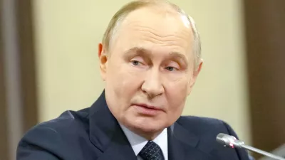 Russian President Vladimir Putin holds a meeting with leaders of the political parties represented in the State Duma, the lower house of parliament, at the Novo-Ogaryovo state residence outside Moscow, Russia September 18, 2025. Sputnik/Mikhail Sinitsyn/Pool via REUTERS ATTENTION EDITORS - THIS IMAGE WAS PROVIDED BY A THIRD PARTY.