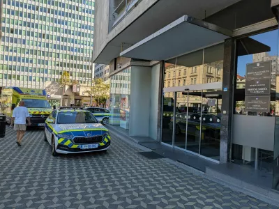 Ljubljana, okrožno sodišče, okrožno tožilstvo, policija, reševalci. Foto: bralec
