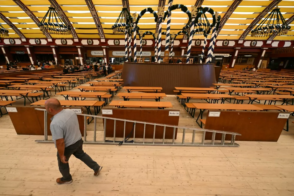 Še zadnje priprave / Foto: Reuters