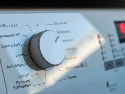 Dobro preberite navodila ali pa informacijo za svojo znamko poiščite na spletu. / Foto: Istock