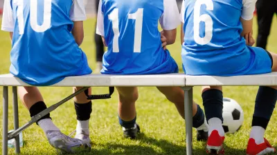 Pred prihodom so jih naučili, kako se morajo kot športniki vesti. / Foto: Istock