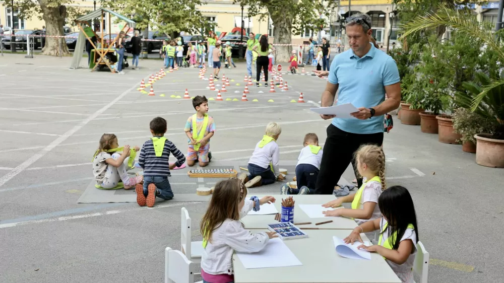 Evropski teden mobilnosti 2025, Ljubljana, Krekov trg. Foto: Jaka Gasar