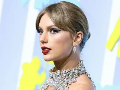 Slovita pevka ni dala dovoljenja, da bi uporabljali njeno ime.