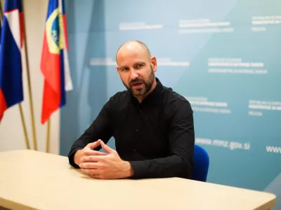 ﻿- 22.09.2021 - Robert Tekavec, višji kriminalistični inšpektor specialist - vodja Oddelka za mladoletniško kriminaliteto na Upravi kriminalistične policije //FOTO: Bojan Velikonja