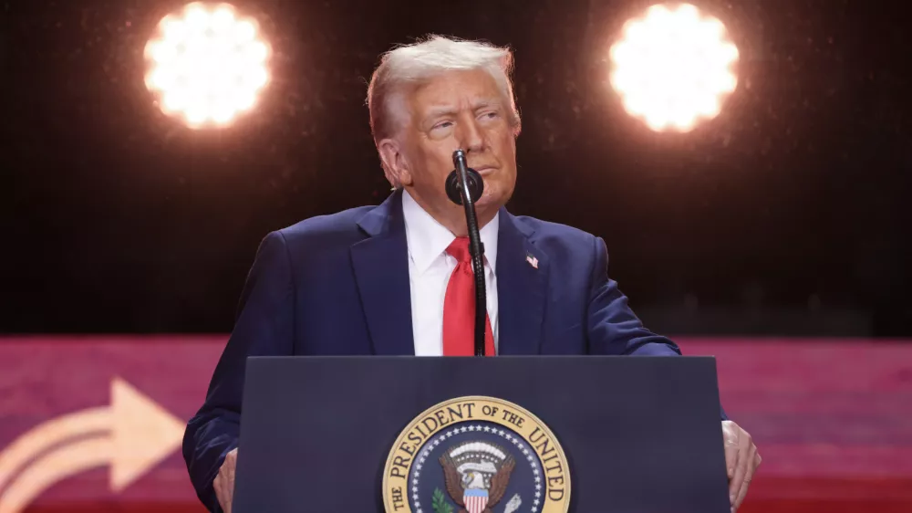21 September 2025, US, Glendale: President of the United States Donald Trump speaks at the Charlie Kirk Memorial at State Farm Stadium in Glendale. Photo: Gage Skidmore/ZUMA Press Wire/dpa