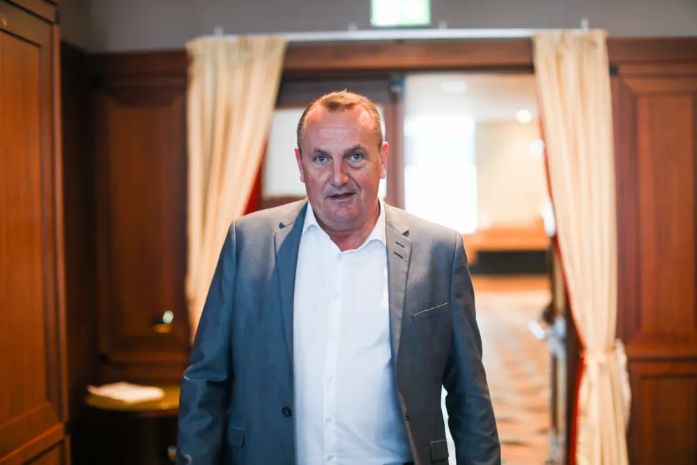 Barjanske občine v boju proti Googlovim zemljevidom