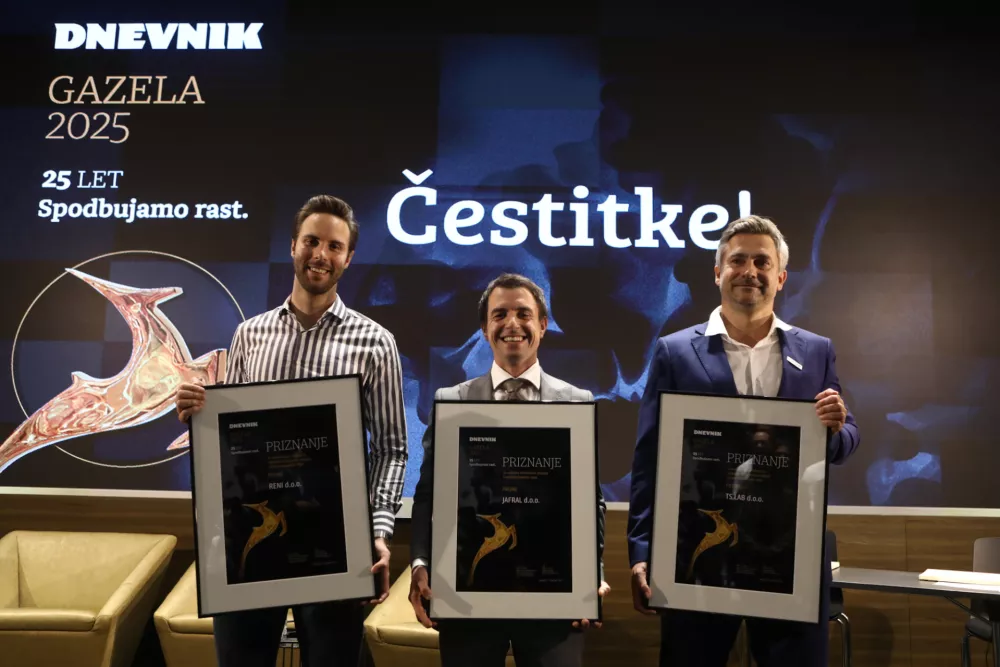 -Reni, Melvin Kapo, Jafral, Frenk Smrekar (zmagovalec), -TS Lab, Tilen Suhadolnik24.9.2025 - Gazela 2025 - Osrednjesloveska Gazela - Grand hotel Plaza - regijski izbor najboljših najhitreje rastočih podjetij – razglasitev Osrednjeslovenske GazeleFoto: Luka Cjuha