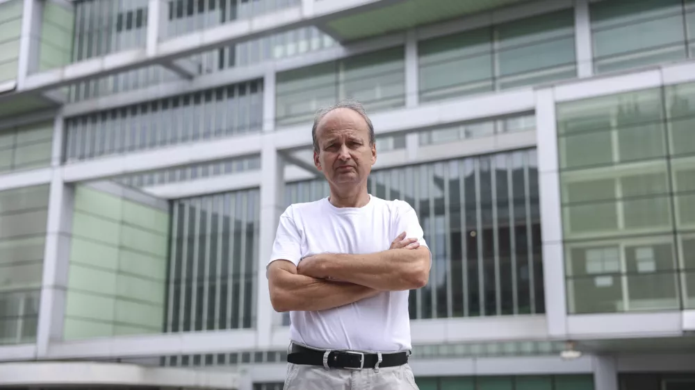 - 08.07.2024 - Gregor Ficko, šef zbornice za gradbeništvo pri GZS  //FOTO: Jaka GasarOPOMBA: ZA OBJEKTIV - INTERVJU