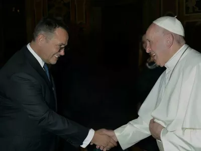 Samir Mane s papežem Frančiškom / Foto: Ig