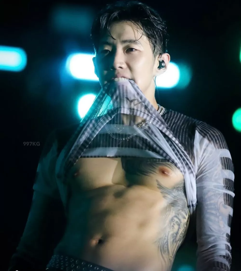 K priljubljenost tetovaž je pripomogel tudi korejsko-ameriški raper Jay Park. Foto: IG/JayPark