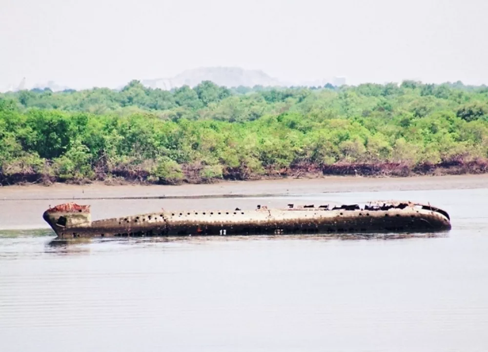 ladja Maribor - Neptuno potopljena v Ekvadorju / Foto: Arhiv Roka Kajzerja 