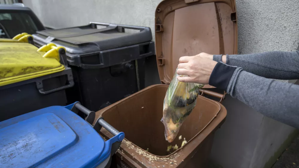 ﻿- 23.7.2018 - Komunalno podjetje Snaga, smetnjak, odpadki, smetiFoto: Matjaž Rušt