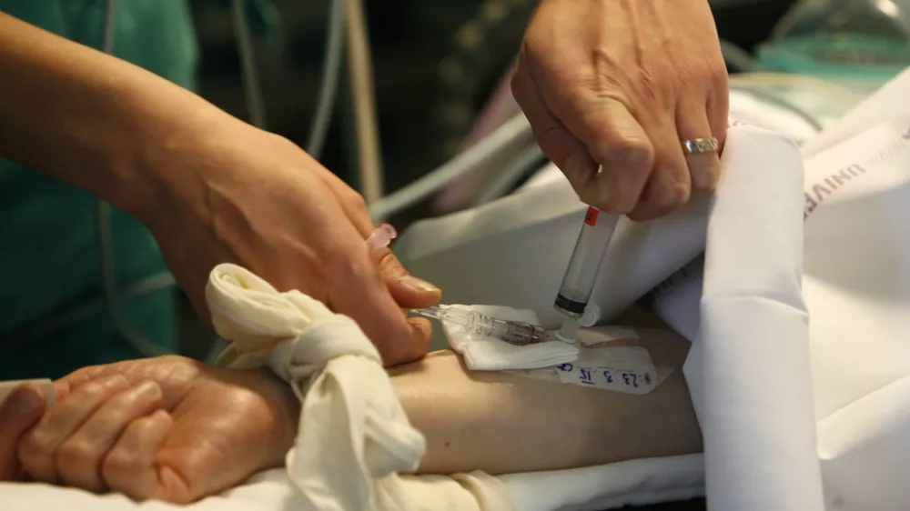 Čakalne dobe: Ko zdravljenje bolnikov postane stvar poštne številke