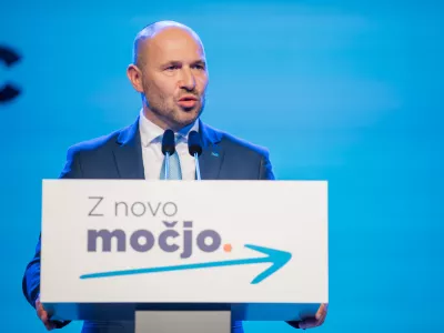 Polzela, Sportna dvorana Polzela.Volilni kongres NSi, na katerem so za novega predsednika stranke izvolili Jerneja Vrtovca.Novoizvoljeni predsednik stranke NSi Jernej Vrtovec.
