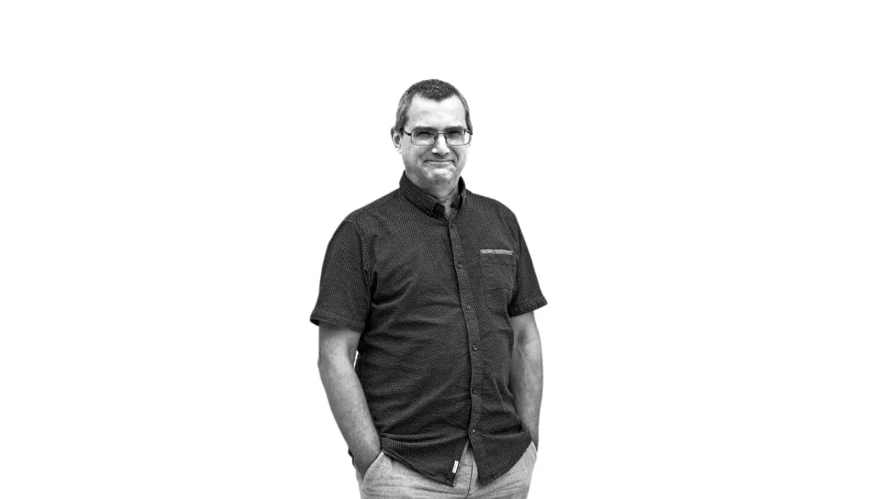 - 18.09.2023 – dr. Simon Krek, jezikoslovec,vodja Centra za jezikovne vire in tehnologije Univerze v Ljubljani in raziskovalec na Odseku za umetno inteligenco Instituta "Jožef Stefan", Dnevnikov kolumnist  //FOTO: Bojan Velikonja