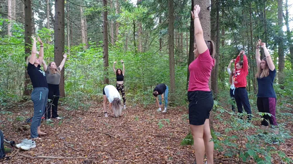 Pouk obogatili z gozdno terapijo