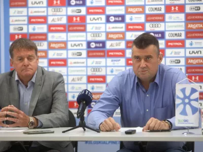 -Matjaž Šarabon, vodja panoge za alpsko smučanje pri SZS.- Jenez Bijol, predsednik panoge za alpsko smučanje pri SZS.- 23.05.2024. - Novinarska konferenca predsednika panoge za alpsko smučanje Janeza Bijola in vodje panoge Matjaža Šarabona. Predstavila sta sklepe seje odbora panoge in sestave reprezentanc v alpskem smučanju za novo sezono. //FOTO: Bojan Velikonja