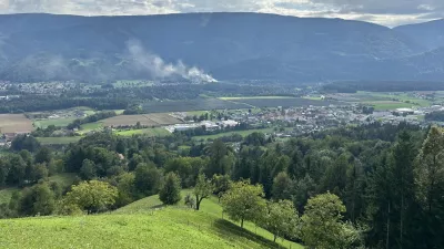 Ruse.Pozar v poslovnih prostorih na obmocju Rus.