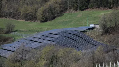 3.4.2025 - Sončna elektrarna - Svibno - vas Počakovo - sončna elektrarna na kmetijskem zemljiščuFoto: Luka Cjuha
