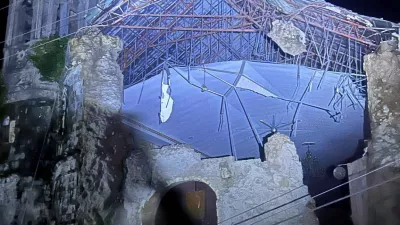 Damage outside the Archdiocesan Shrine of Santa Rosa de Lima in Cebu City is shown on Tuesday, Sept. 30, 2025, after strong offshore earthquake with a preliminary magnitude of 6.9 shook the central Philippines. (Vince Sylvan A. Toring via AP)