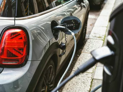London, England, United Kingdom – 19th December 2024. A daytime street view in the central London area.