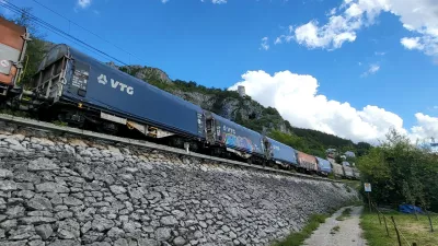 Podpeč, proga Koper-Prešnica iz leta 1967 (Koper-Divača), sedanji tir  / Foto: Katja Gleščič 